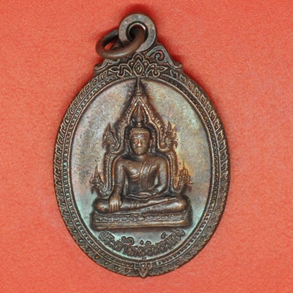 พระเจ้าใหญ่อินทร์แปลง วัดมหาวนาราม จ.อุบลราชธานี 30 มีค 2547