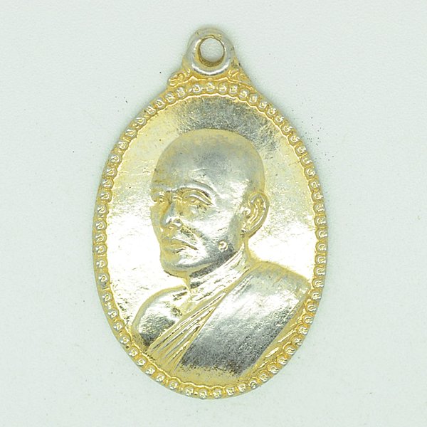 หลวงพ่อแพ วัดพิกุลทอง