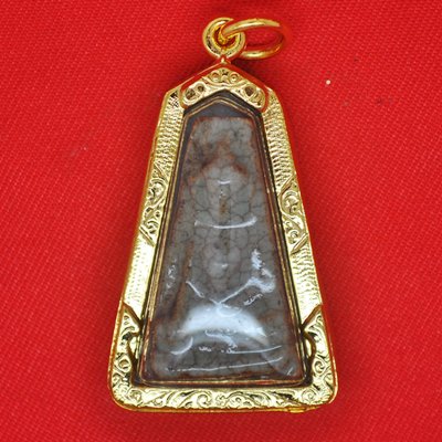 พระผงสุพรรณ พร้อมเลี่ยม