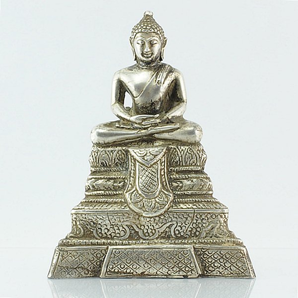 พระบูชาเนื้อว่านบุเงิน ฐาน 5 x 7 นิ้ว สูง